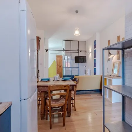 Apartamento Guesthost - Bright And Comfortable Lingotto