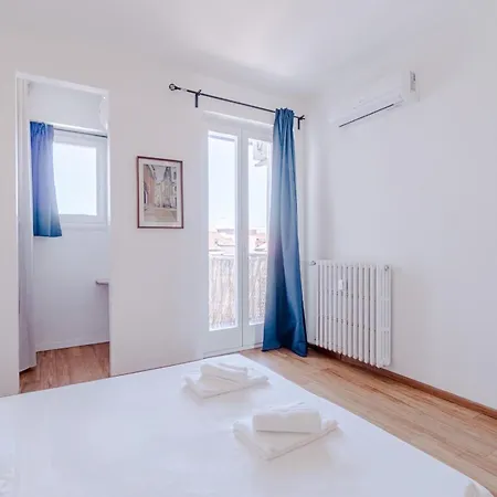 Guesthost - Bright And Comfortable Lingotto Apartamento Turín