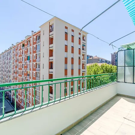 Guesthost - Bright And Comfortable Lingotto *