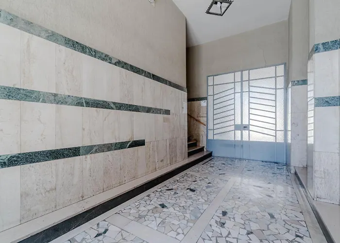 Guesthost - Bright And Comfortable Lingotto